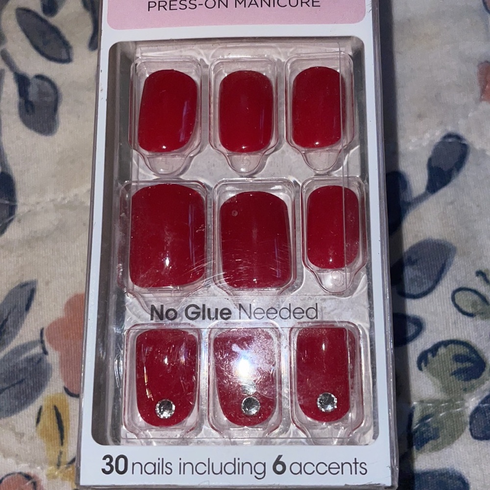 False nail bundle - Picture 6 of 12